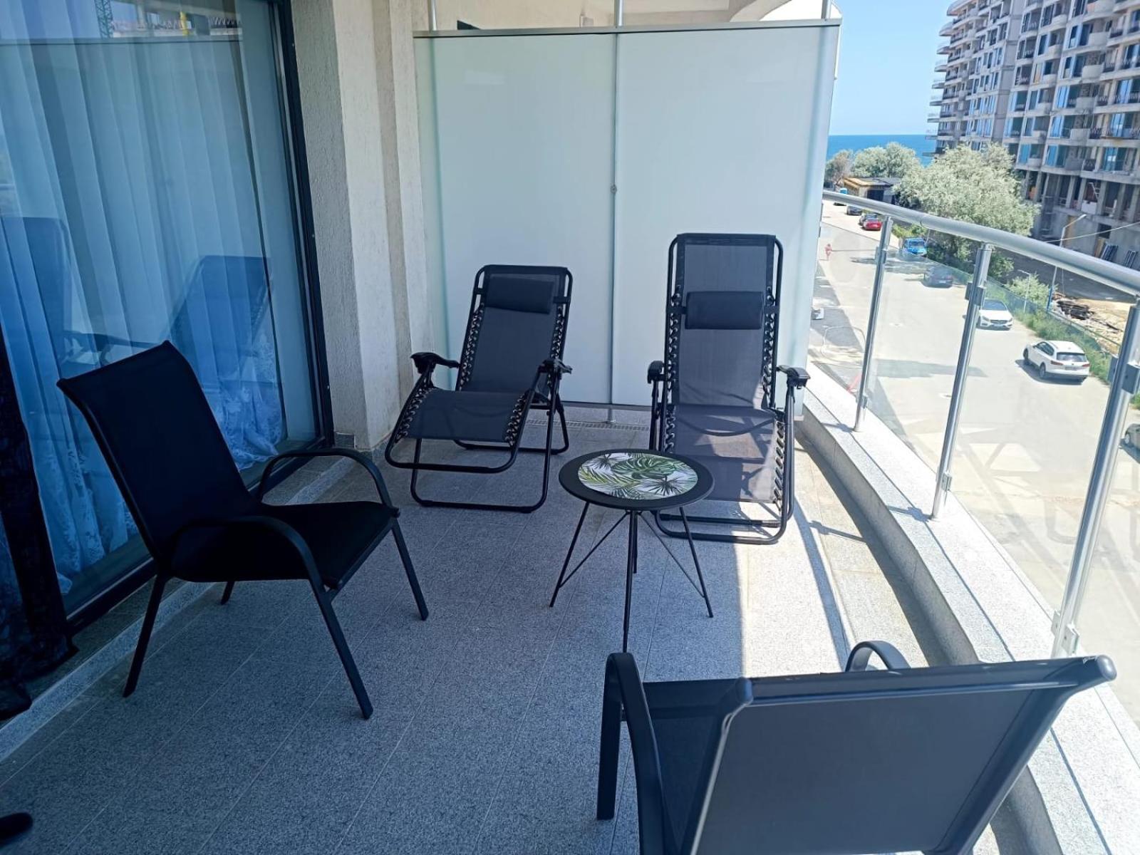 Appartement G&A By The Sea à Mamaia Extérieur photo